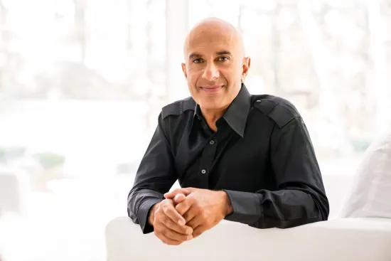 Robin’s Global Influence Celebrated in The Times and GQ | Book Robin Sharma