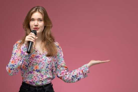 How to Hire Motivational Speaker in UK: Complete Guide