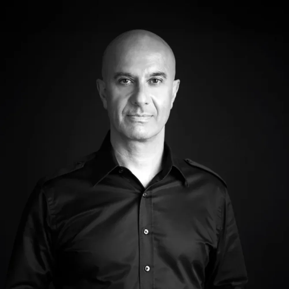 Robin Sharma